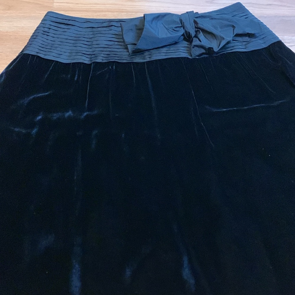 Etcetera, Luxurious Solid Black Velvet Whimsy Got… - image 5